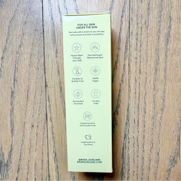 Bask Sheer Moisturizing Sunscreen Broad Spectrum SPF 30 Lotion New Never Opened - Picture 6 of 8